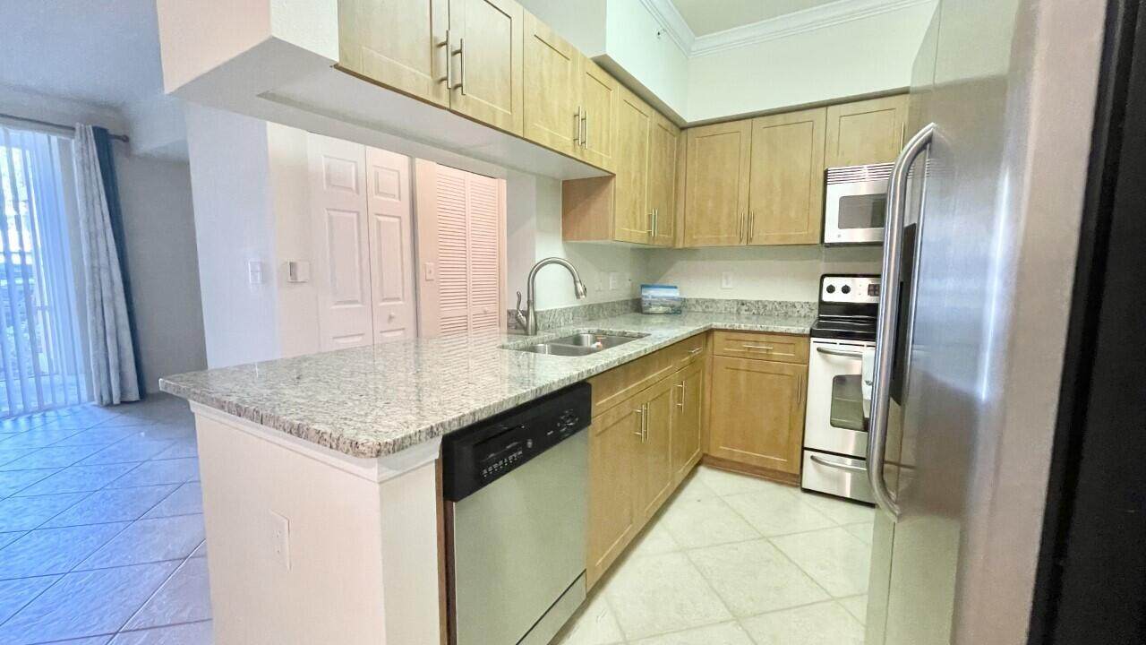6530 Emerald Dunes Drive - Photo 1