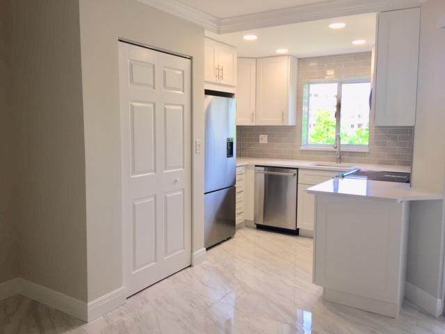 275 Palm D205 Avenue - Photo 1