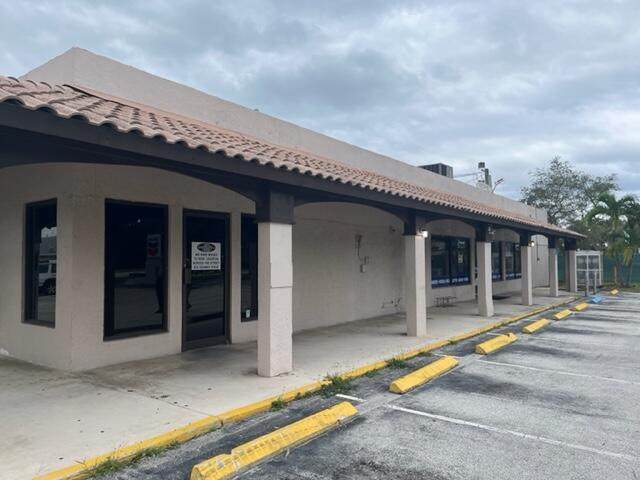 1004-1010 Seaway Drive - Photo 1