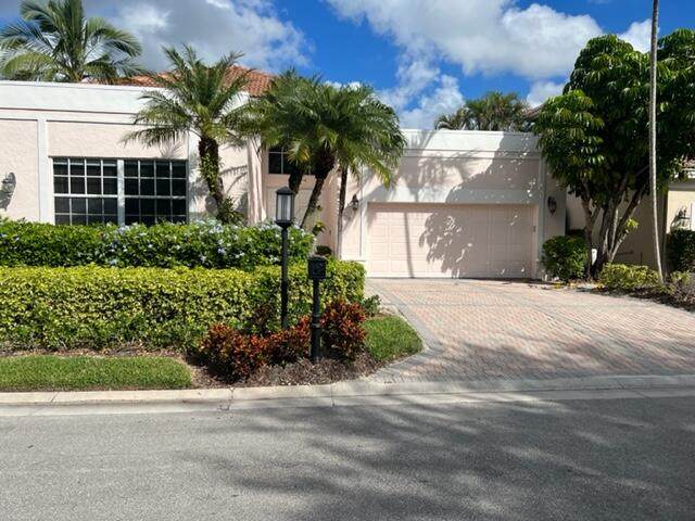 7101 Mallorca Crescent - Photo 1