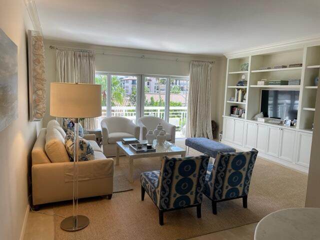 250 Bradley Place - Photo 1
