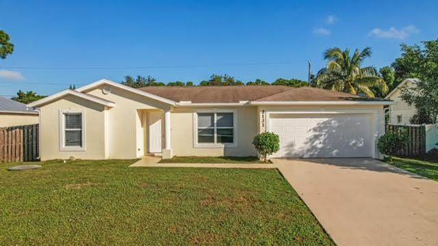 2131 Janette Avenue - Photo 1