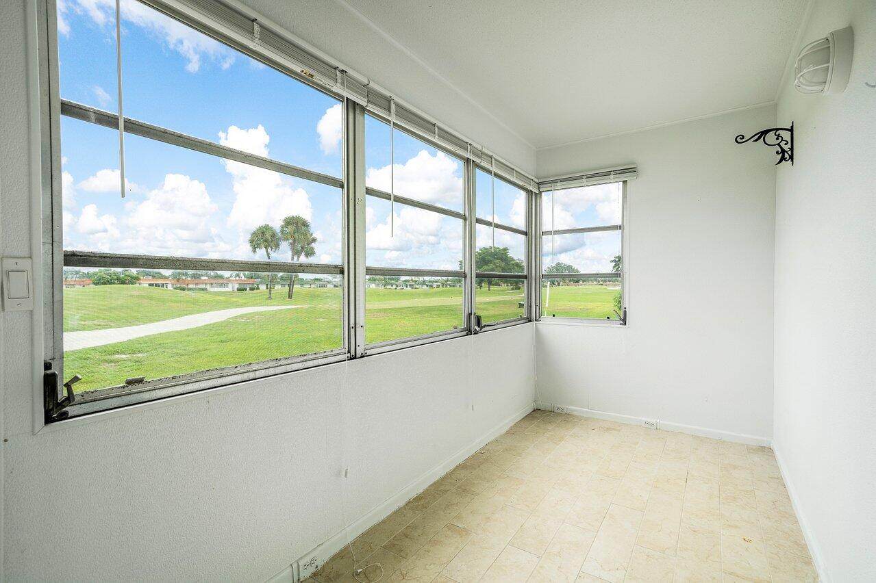 306 Tuscany F - Photo 1