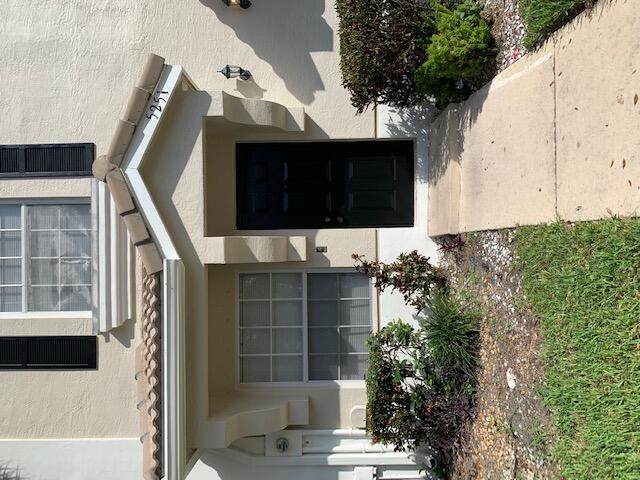 5251 Palmbrooke Circle - Photo 1