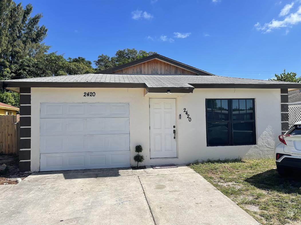 2420 Rj Hendley Avenue - Photo 1
