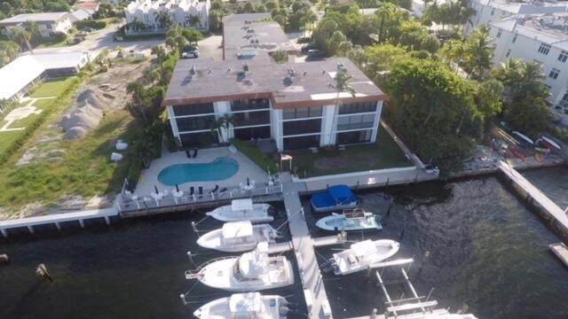 220 Lake 205 Drive - Photo 1