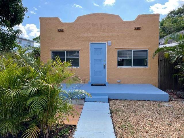 426 J Street - Photo 1