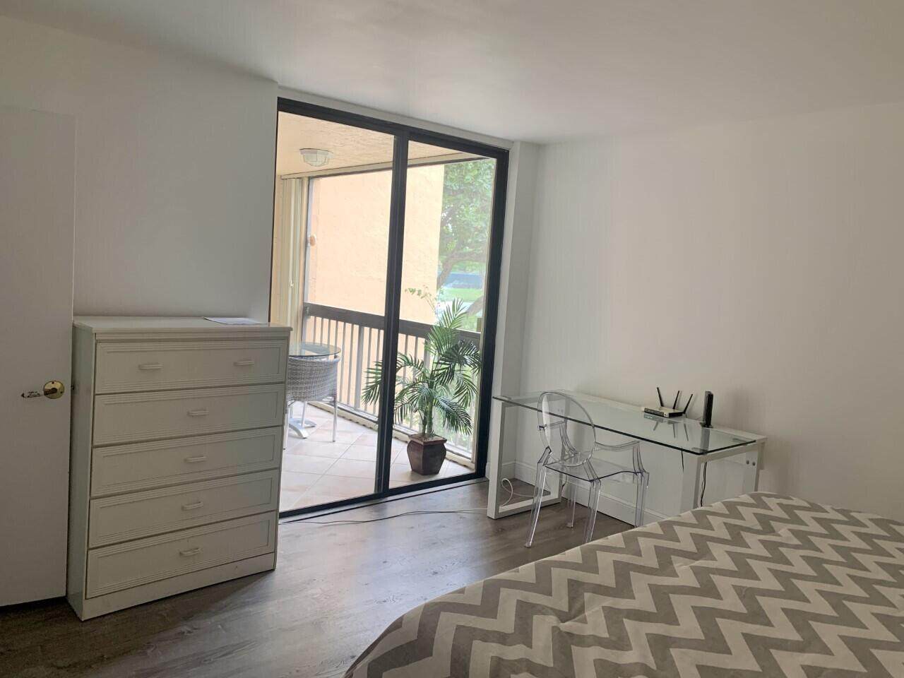 950 Egret Circle - Photo 1
