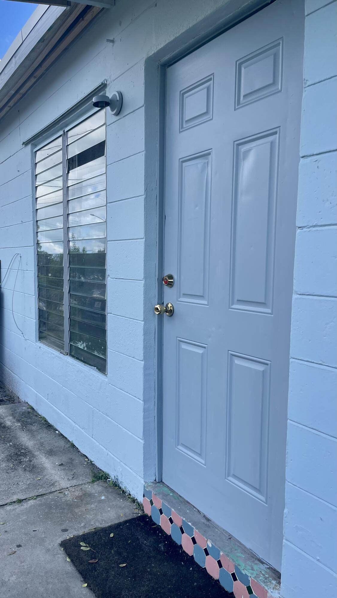 3001 Carver Street - Photo 1