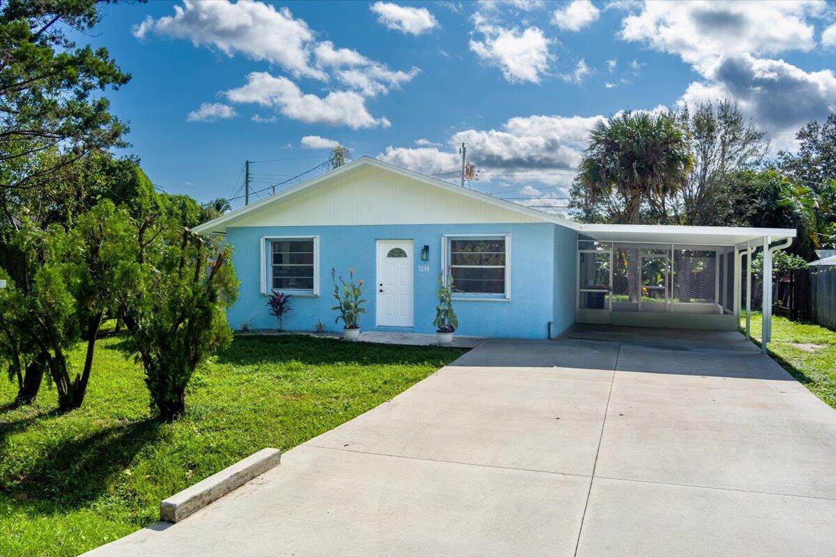 3244 Banyan Street - Photo 1