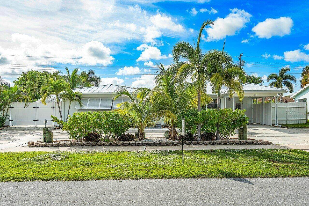520 Inlet Road - Photo 1