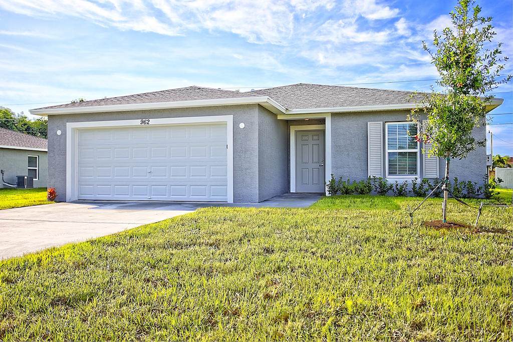 625 Tanner Avenue - Photo 1