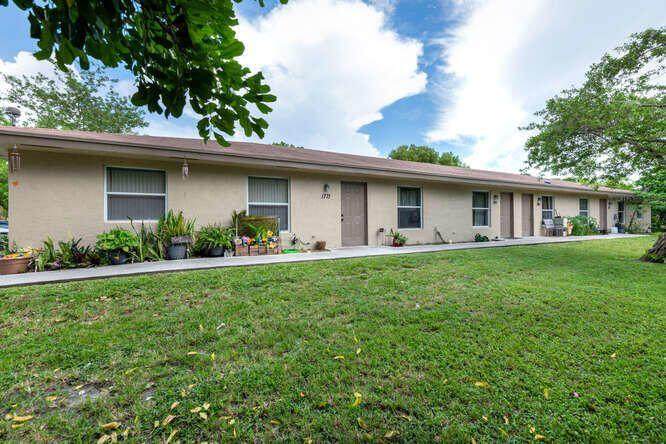 1759 Doffer Lane - Photo 1