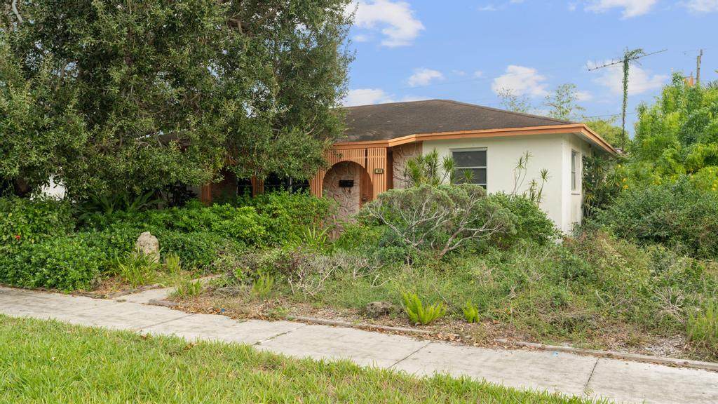 406 13th Court - Photo 1