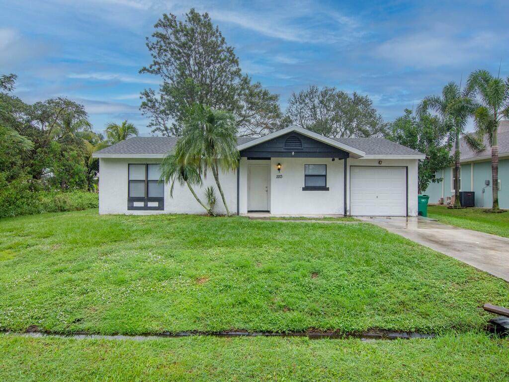 2213 Short Street - Photo 1