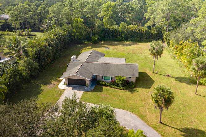 4619 Coconut Boulevard - Photo 1