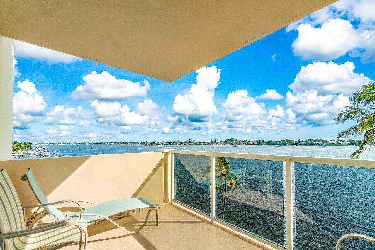 2800 Flagler Drive - Photo 1