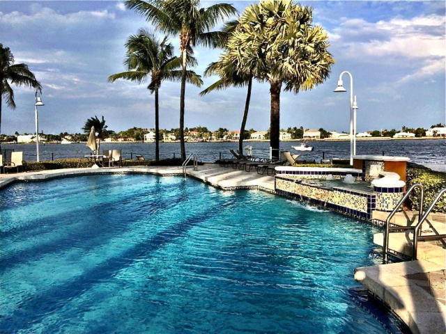 120 Yacht Club Way - Photo 1