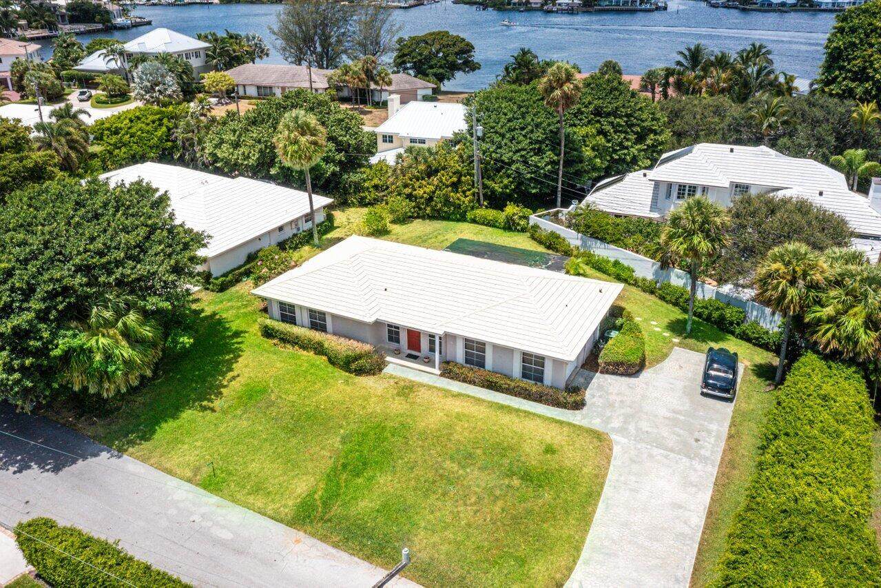 27 Sabal Island Drive - Photo 1