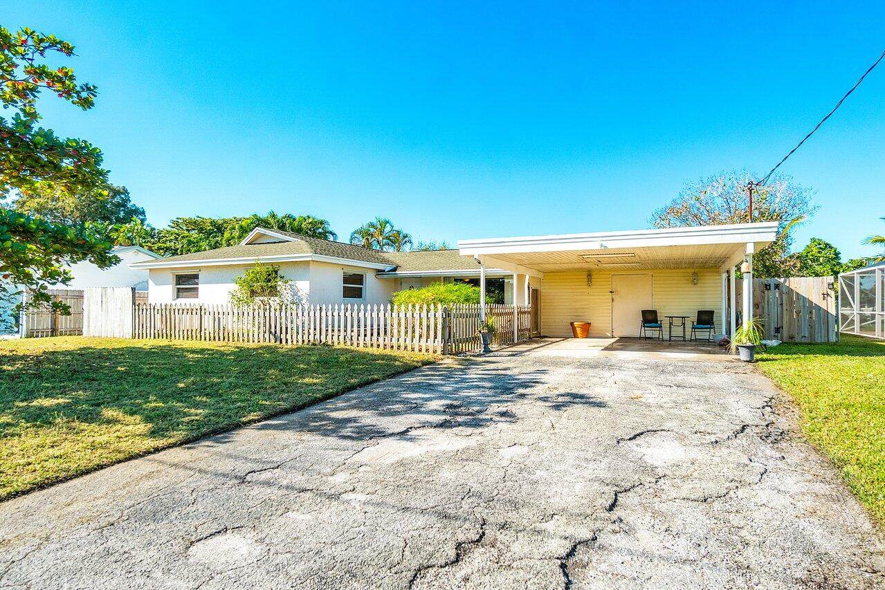 1891 Meadow Court - Photo 1