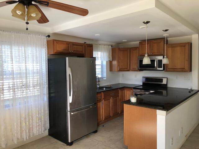 105 Andover - Photo 1