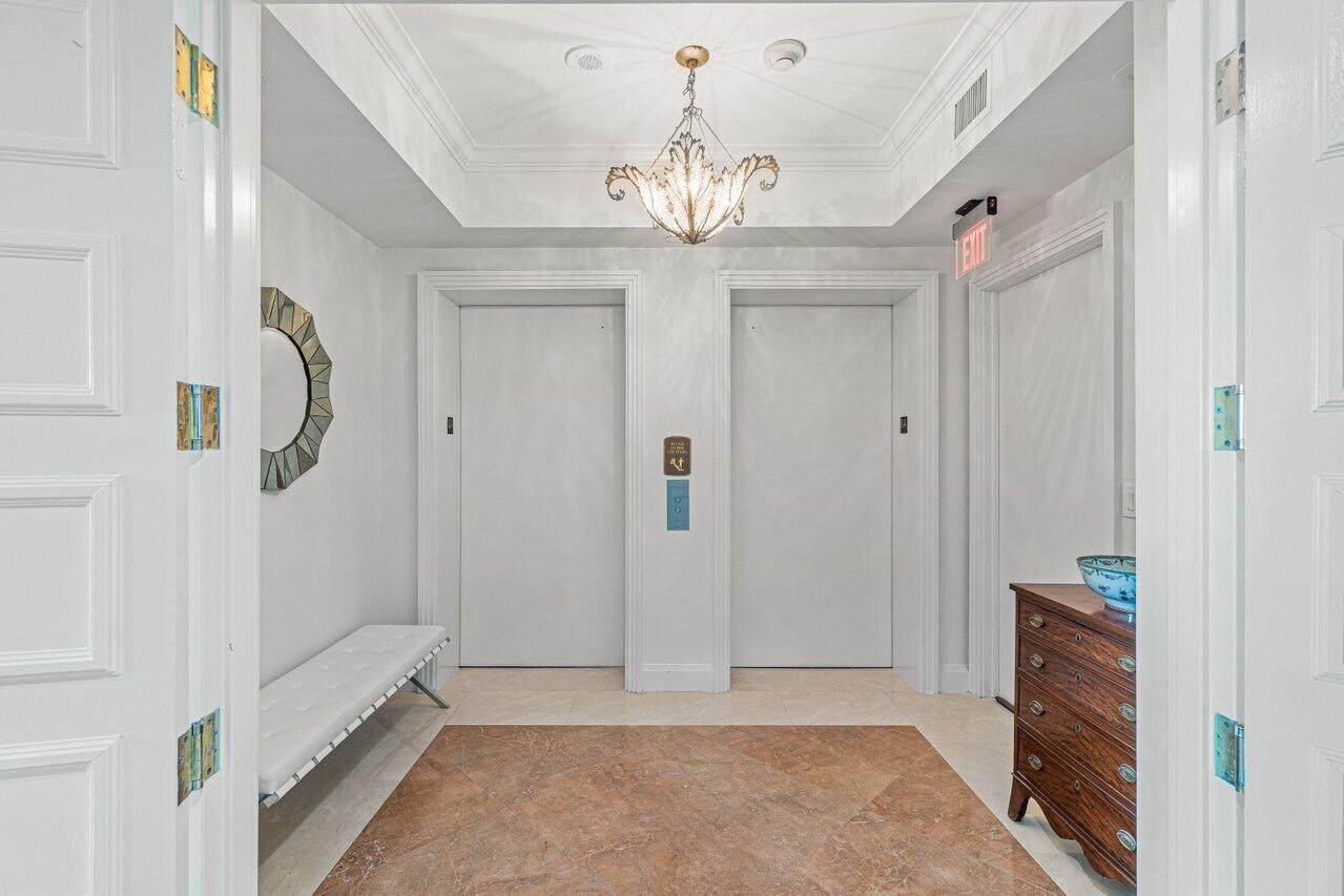 600 5th Avenue - Photo 1