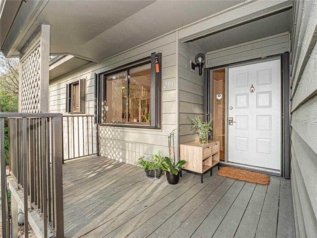 2050 Pine Creek Boulevard - Photo 1