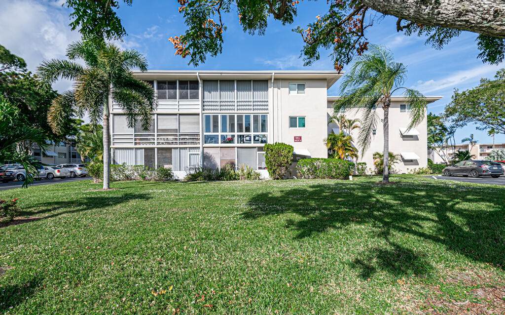 2615 Garden Drive - Photo 1