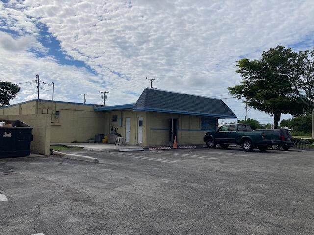 812 Federal Highway - Photo 1