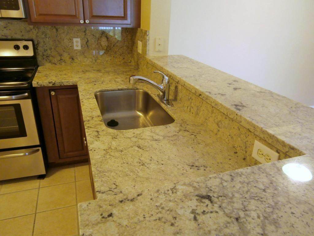 15155 Michelangelo Boulevard - Photo 1
