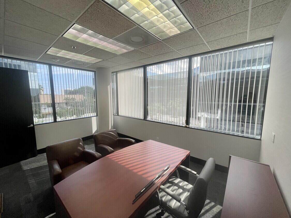 4800 Federal Highway - Photo 1