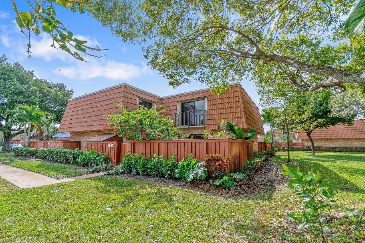 2877 11 Place - Photo 1