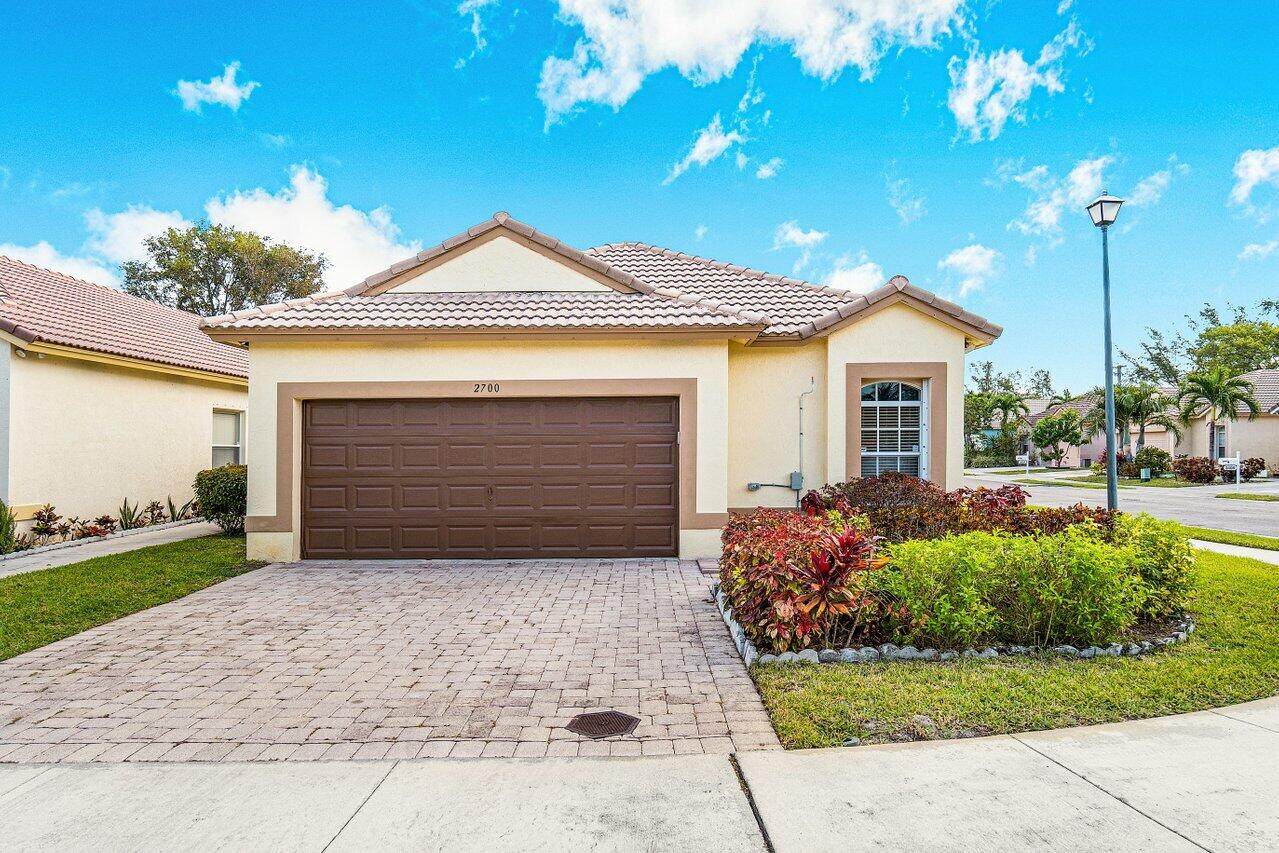 2700 Willow Lane - Photo 1