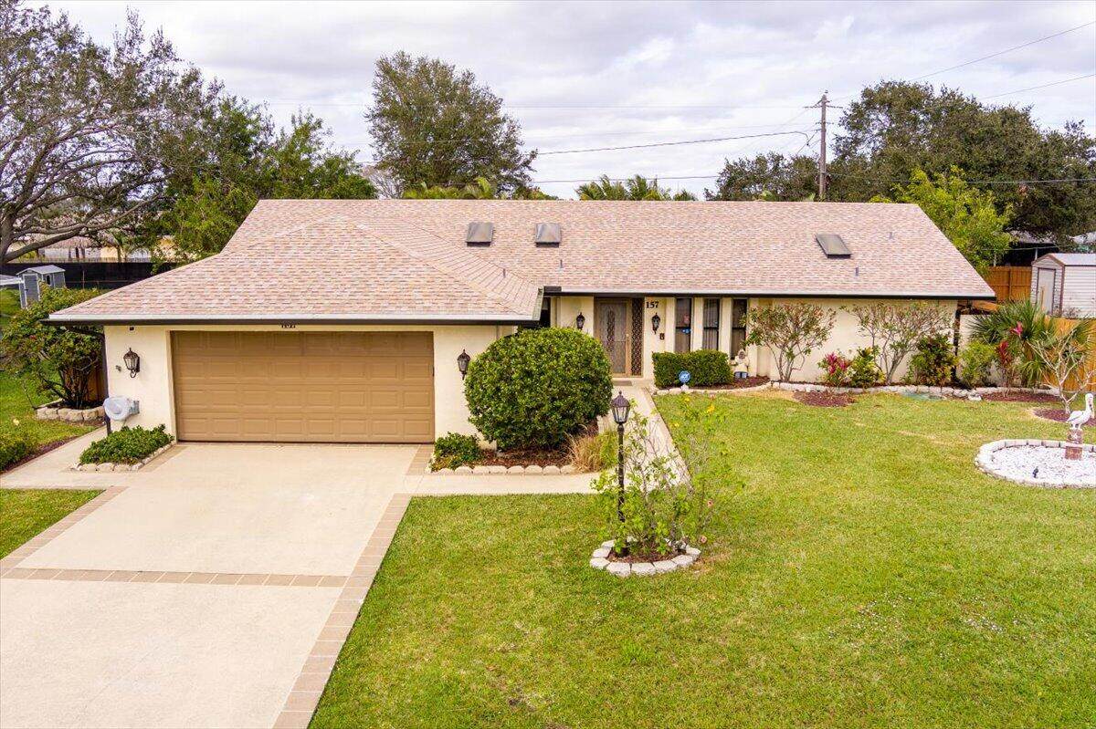 157 Surfside Avenue - Photo 1