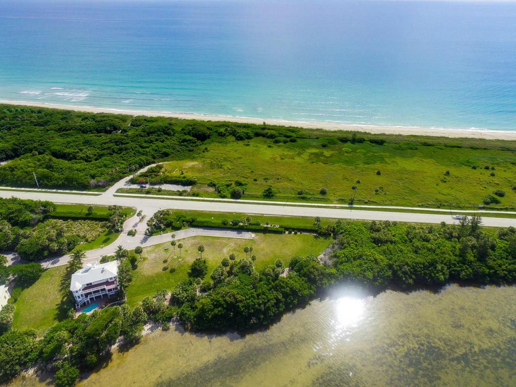 8 Pelican Pointe Drive - Photo 1