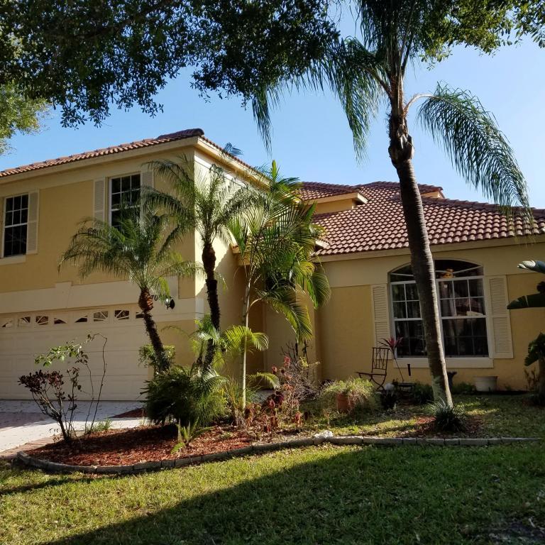 7008 Galleon Cove - Photo 1