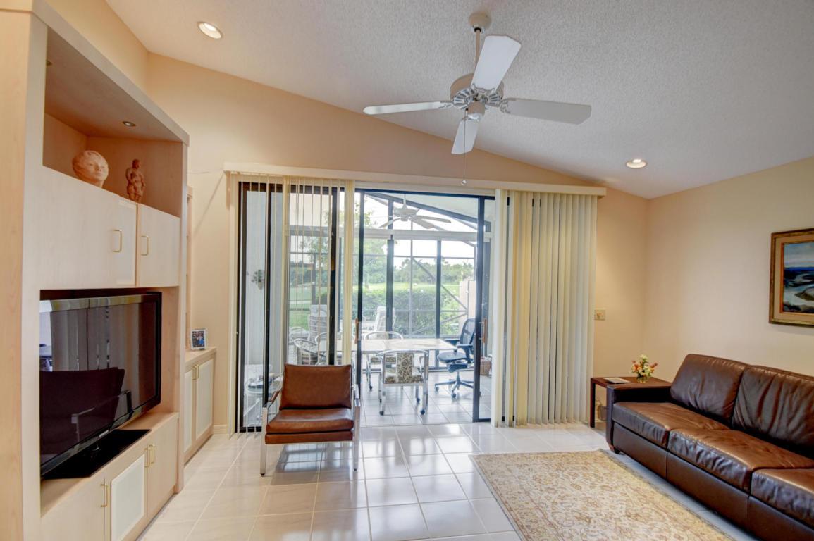 7840 Dundee Lane - Photo 1