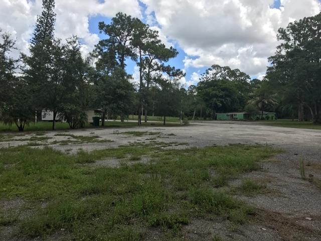 13771 Okeechobee Boulevard - Photo 1