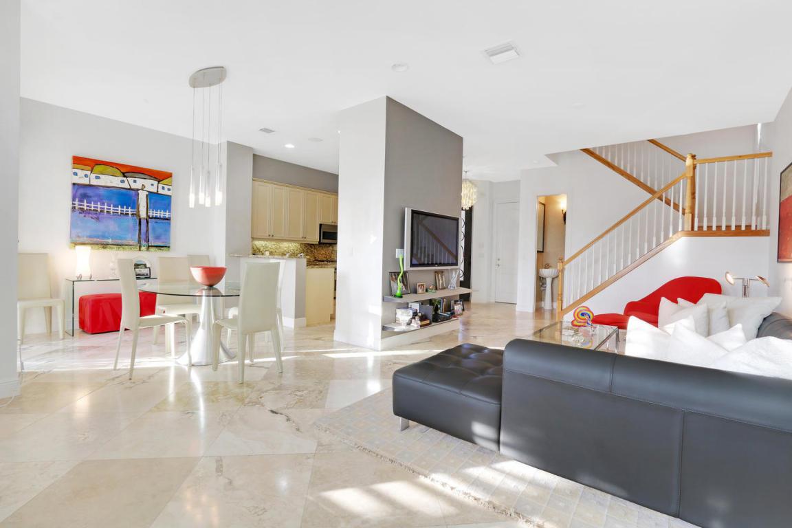 34 Marina Gardens Drive - Photo 1