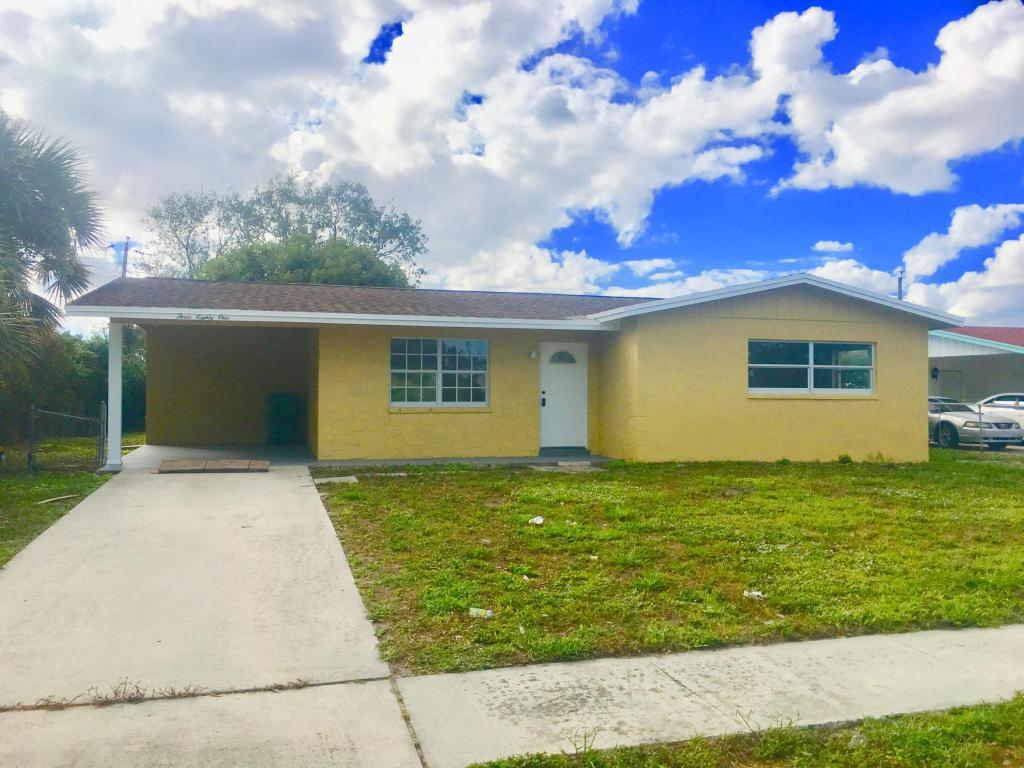 381 37 Street - Photo 1
