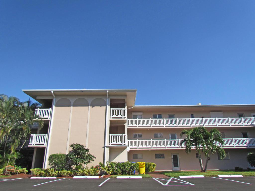 2615 Garden Drive - Photo 1