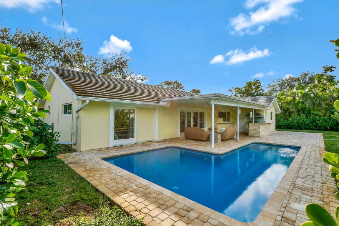 326 Fairway - Photo 1
