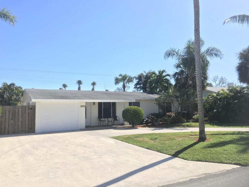 2624 6th Street - Photo 1