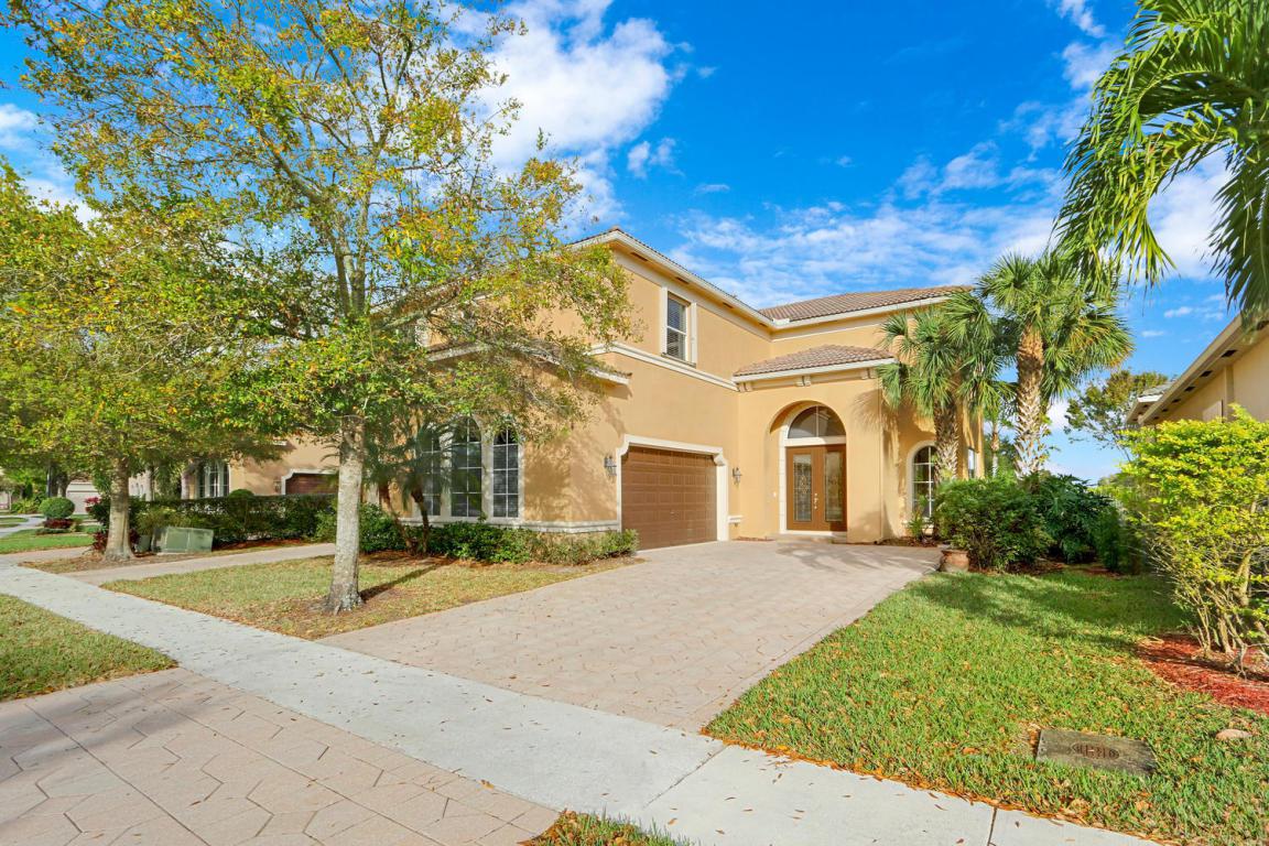 1213 Canyon Way - Photo 1