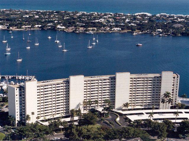 130 Lakeshore Drive - Photo 1