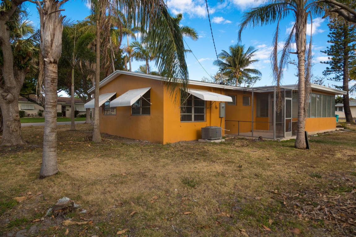 1006 2nd Street - Photo 1