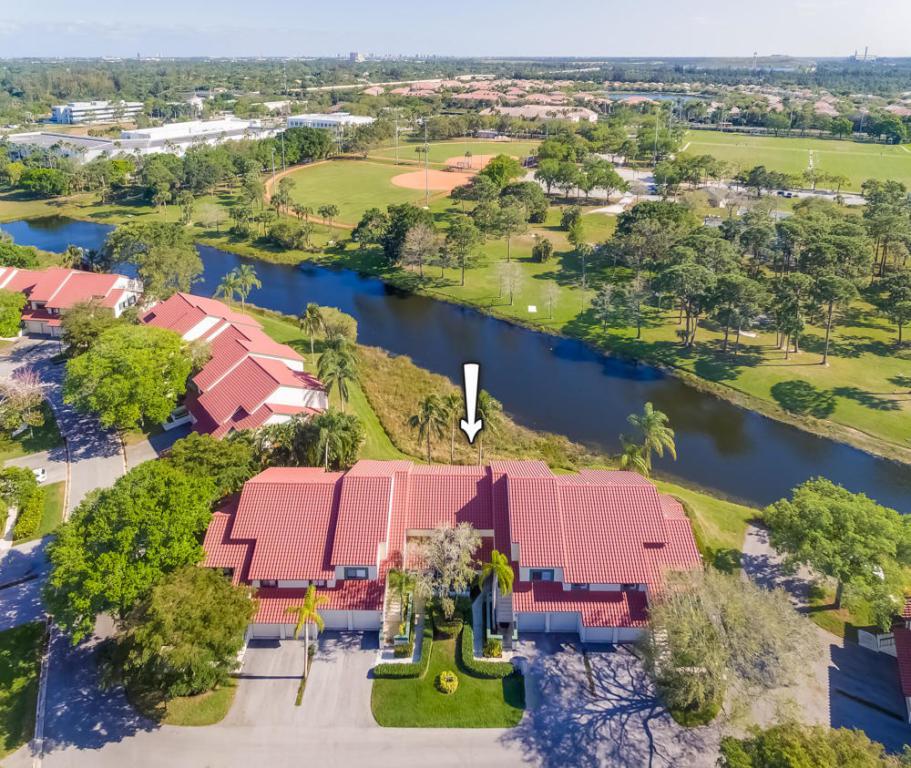 6 Lexington Lane - Photo 1