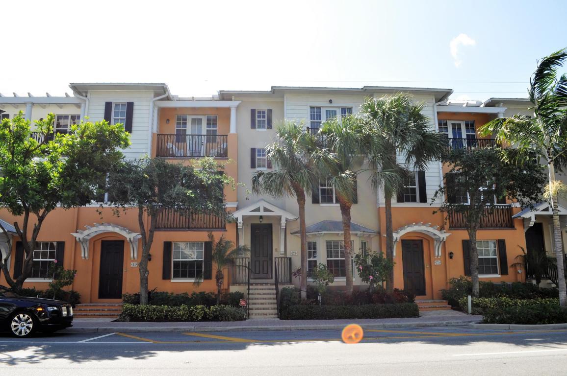 355 Mallory Circle - Photo 1