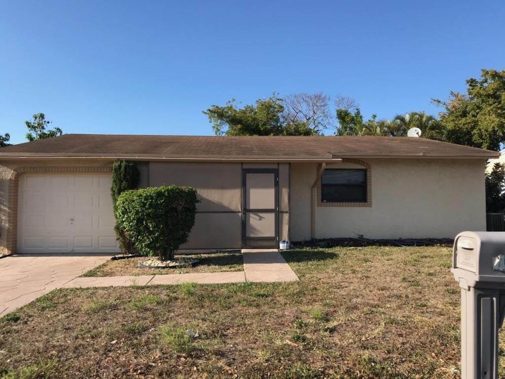 7269 Southgate Boulevard - Photo 1