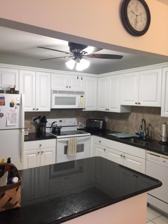 198 Stratford O - Photo 1